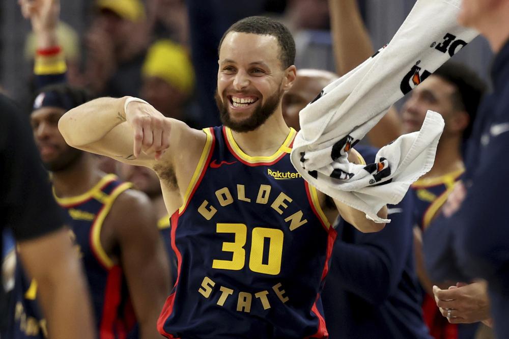 联赛中脱颖 联赛中脱颖