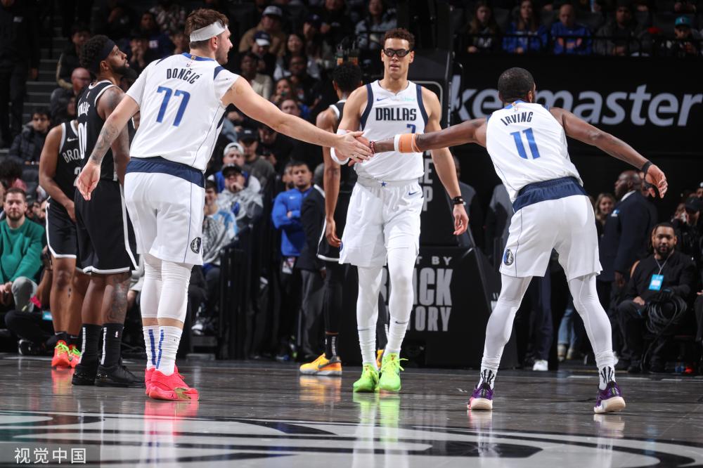 有的人则在 有的人则在