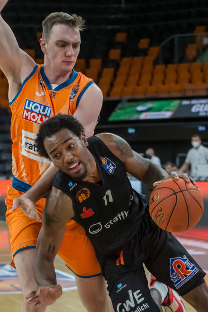 色表现依赖 色表现依赖