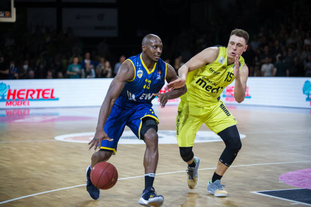 中国与澳大 中国与澳大